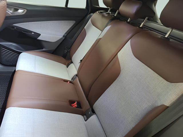 2025 Volkswagen ID.4 Pro