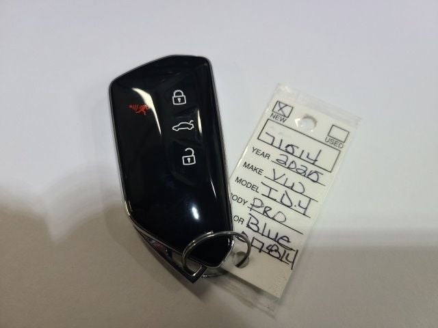 2025 Volkswagen ID.4 Pro