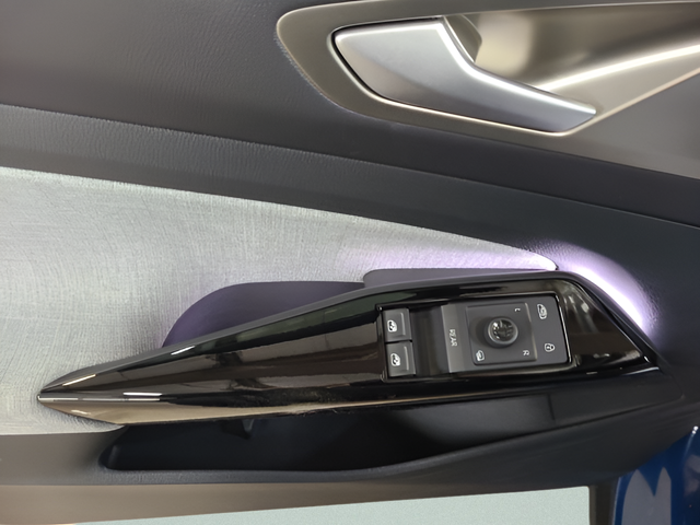 2025 Volkswagen ID.4 Pro