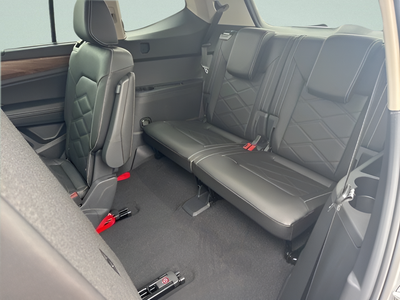 2025 Volkswagen Atlas 2.0T SE