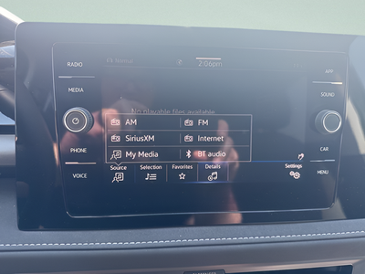 2025 Volkswagen Taos 1.5T SE Black