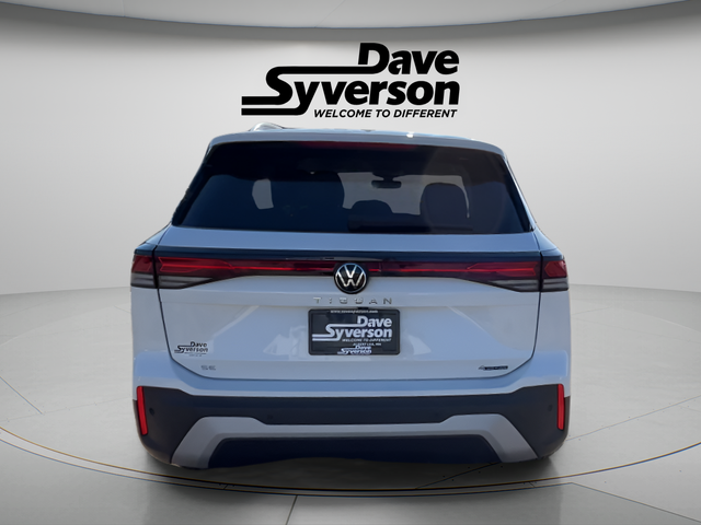 2026 Volkswagen Tiguan 2.0T SE