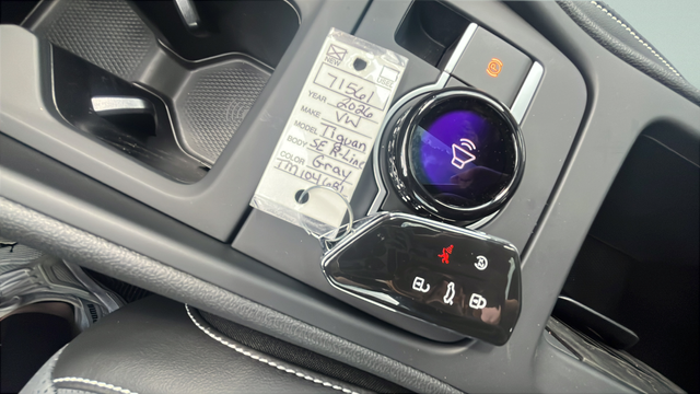 2026 Volkswagen Tiguan 2.0T SE R-Line Black