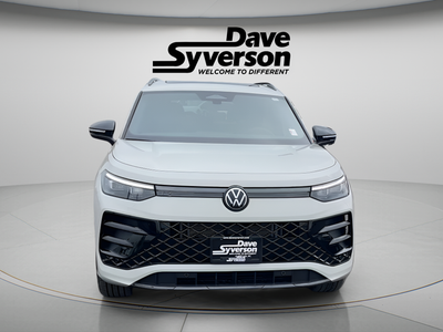 2026 Volkswagen Tiguan 2.0T SE R-Line Black
