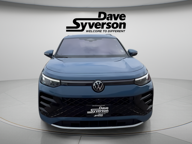 2026 Volkswagen Tiguan 2.0T SEL R-Line Turbo