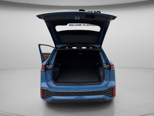 2026 Volkswagen Tiguan 2.0T SEL R-Line Turbo