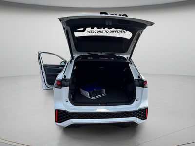 2026 Volkswagen Tiguan 2.0T SEL R-Line Turbo