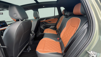 2026 Volkswagen Tiguan 2.0T SEL R-Line Turbo