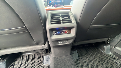 2026 Volkswagen Tiguan 2.0T SEL R-Line Turbo