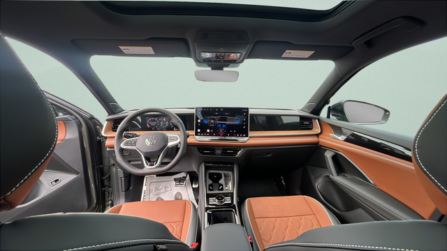 2026 Volkswagen Tiguan 2.0T SEL R-Line Turbo