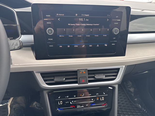 2025 Volkswagen Taos 1.5T SE