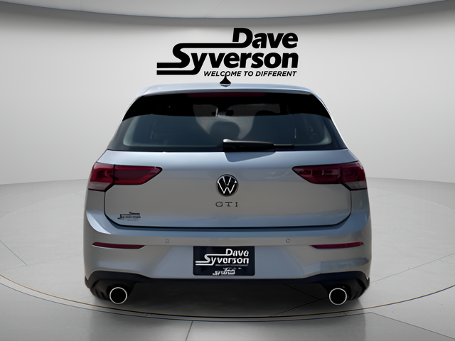 2025 Volkswagen Golf GTI 2.0T SE