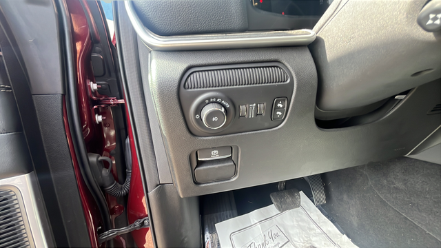 2024 Jeep Wagoneer L Series II