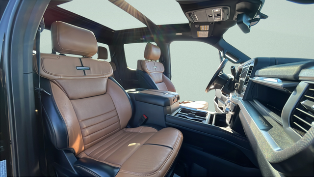 2024 Ford F-350SD Platinum