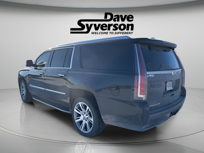 2018 Cadillac Escalade ESV Luxury