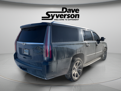 2018 Cadillac Escalade ESV Luxury