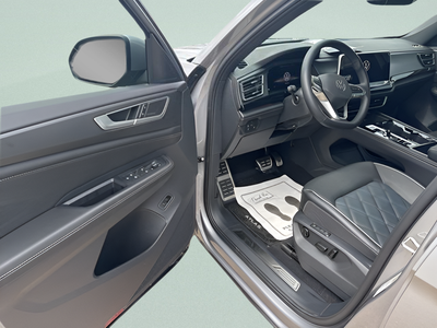 2025 Volkswagen Atlas Cross Sport 2.0T SEL Premium R-Line