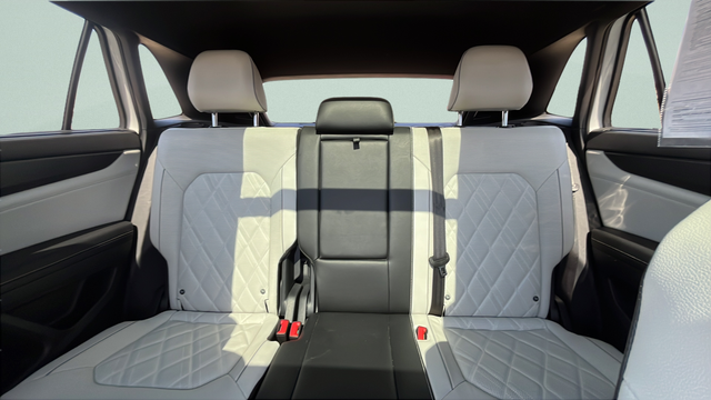 2024 Volkswagen Atlas Cross Sport 2.0T SEL Premium R-Line