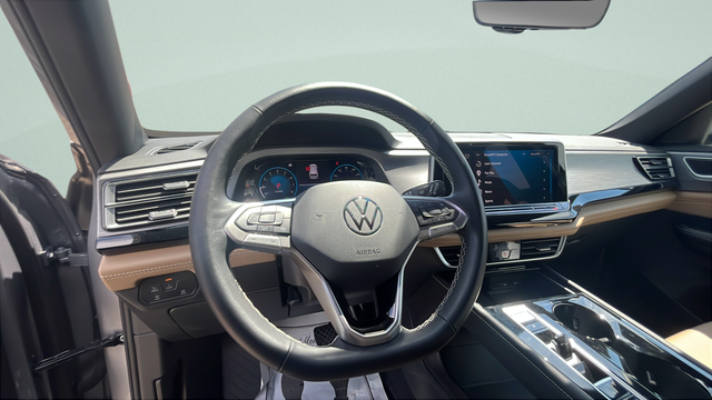 2024 Volkswagen Atlas Cross Sport 2.0T SE w/Technology