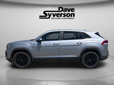 2024 Volkswagen Atlas Cross Sport 2.0T SE w/Technology