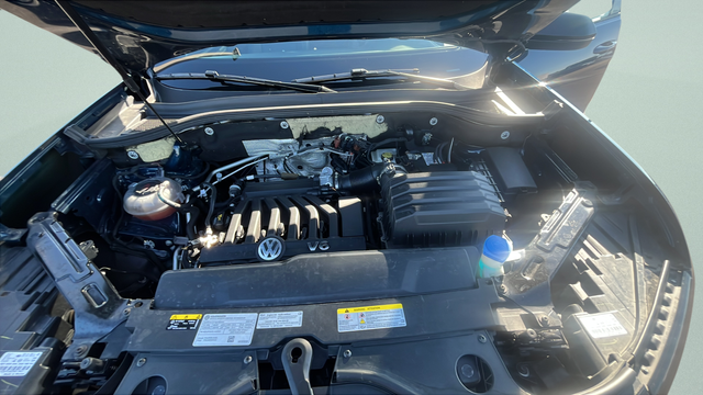 2023 Volkswagen Atlas Cross Sport 3.6L V6 SEL R-Line