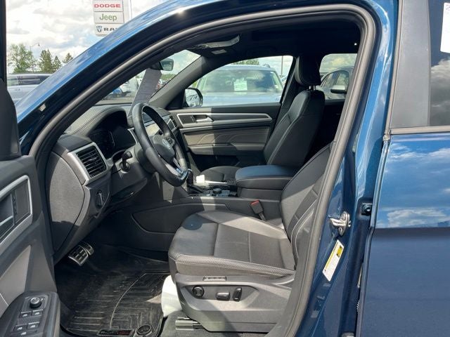 2023 Volkswagen Atlas Cross Sport 3.6L V6 SEL R-Line