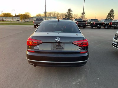 2019 Volkswagen Passat 2.0T Wolfsburg