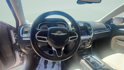 2021 Chrysler 300 Touring