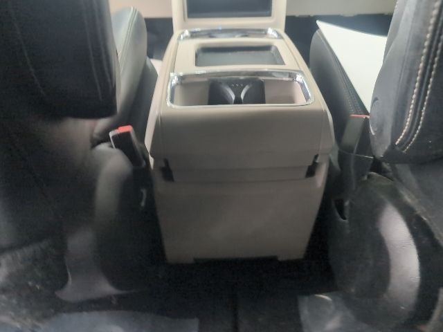 2012 Chrysler Town & Country Touring