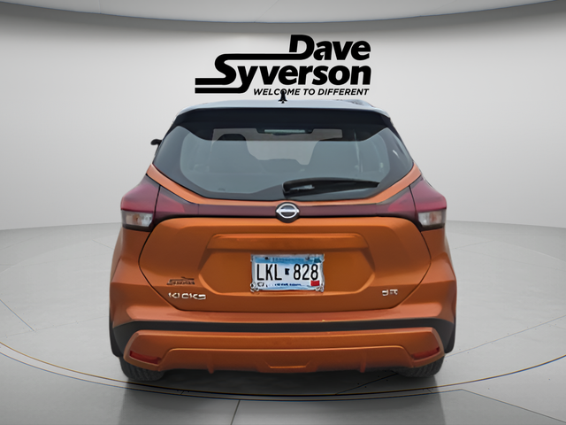 2024 Nissan Kicks SR