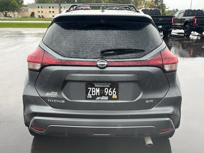 2023 Nissan Kicks SR