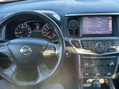 2018 Nissan Pathfinder SL
