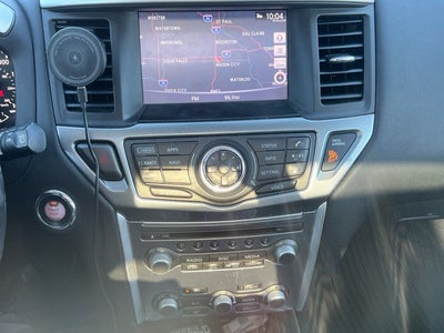2018 Nissan Pathfinder SL