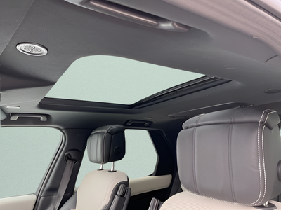 2023 Land Rover Discovery Metropolitan Edition